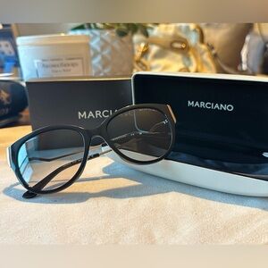 Marciano Black Sunglasses